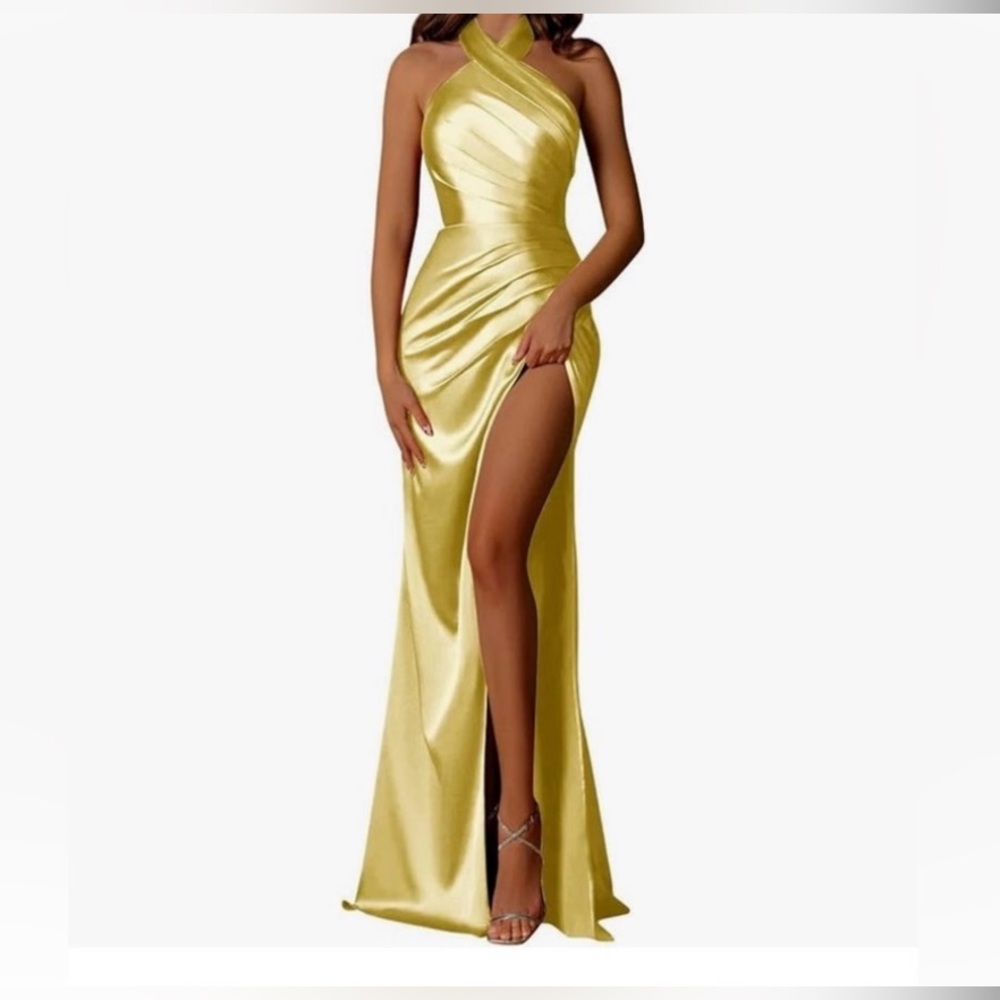 Womans halter slit dress brand new never worn. Size 0 with tags attached